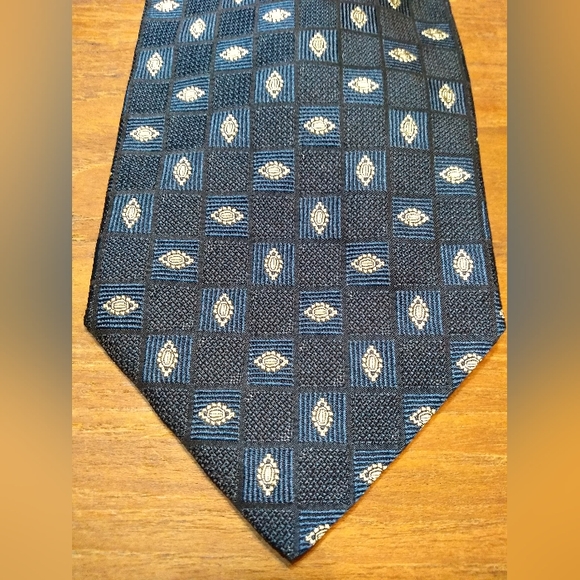 Giorgio Armani Other - Giorgio Armani Tie; Blue, Grey & Gold Pattern; 100% Silk, Made in Italy